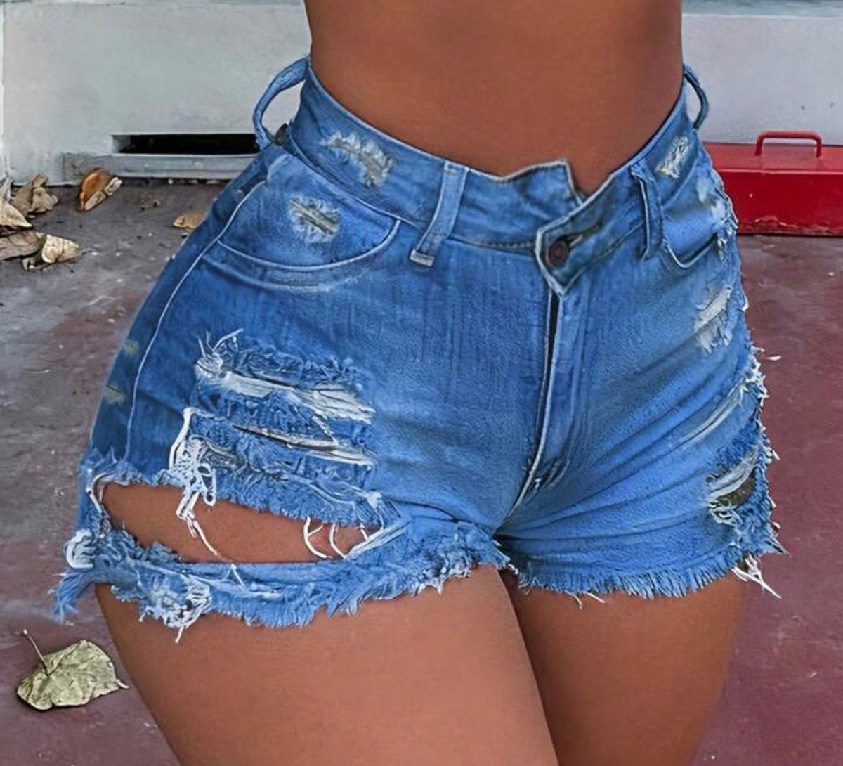 Distressed Raw-Hem Mid-Rise Denim Shorts - Medium
