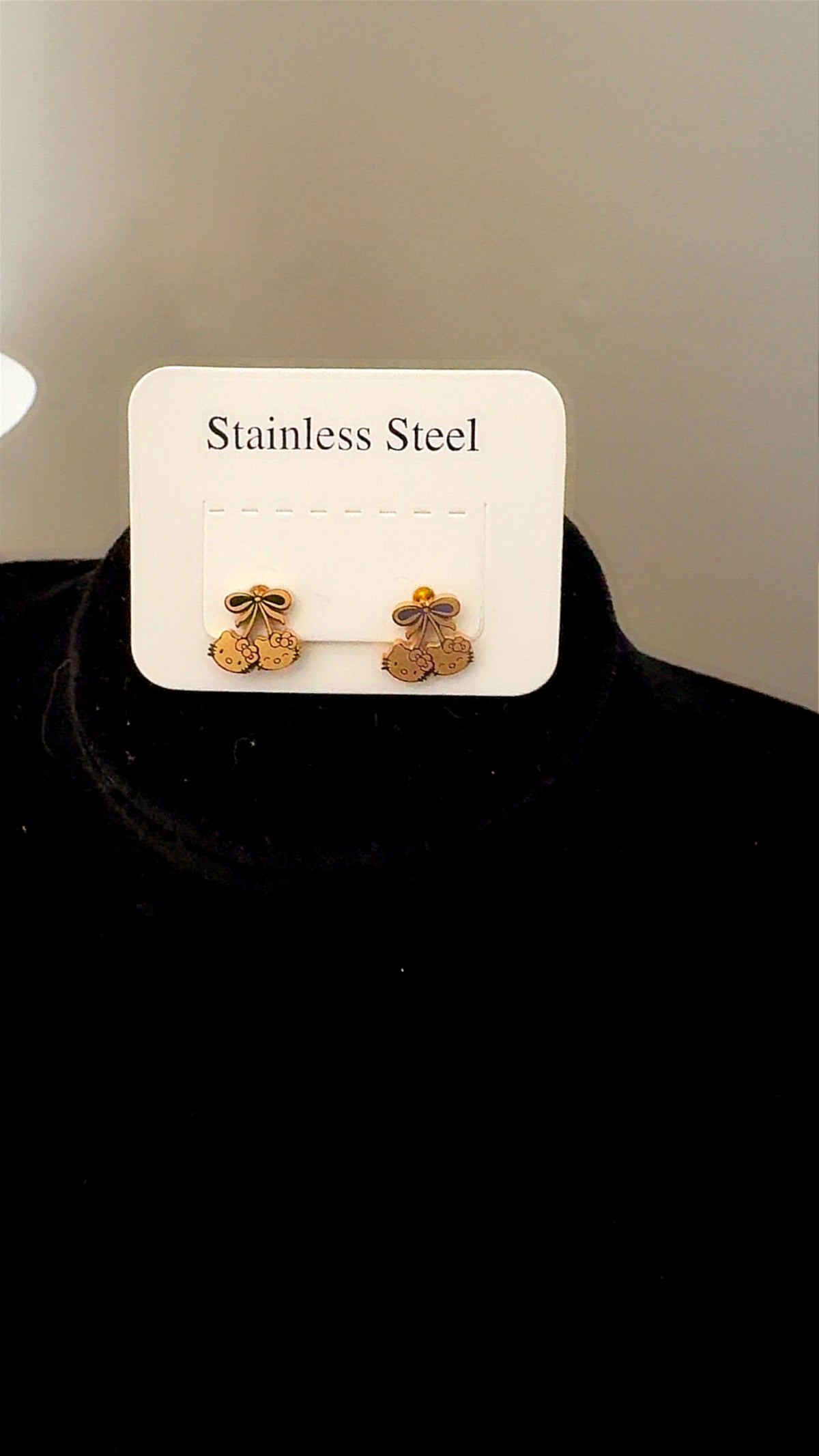 Hello Kitty, small earrings